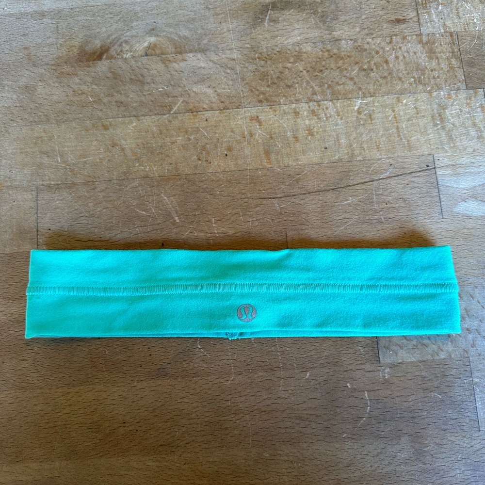 Lulu Lemon headband / one size / teal